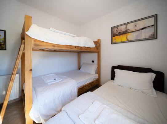 Vila Shen Maria Hotell Voskopojë Eksteriør bilde